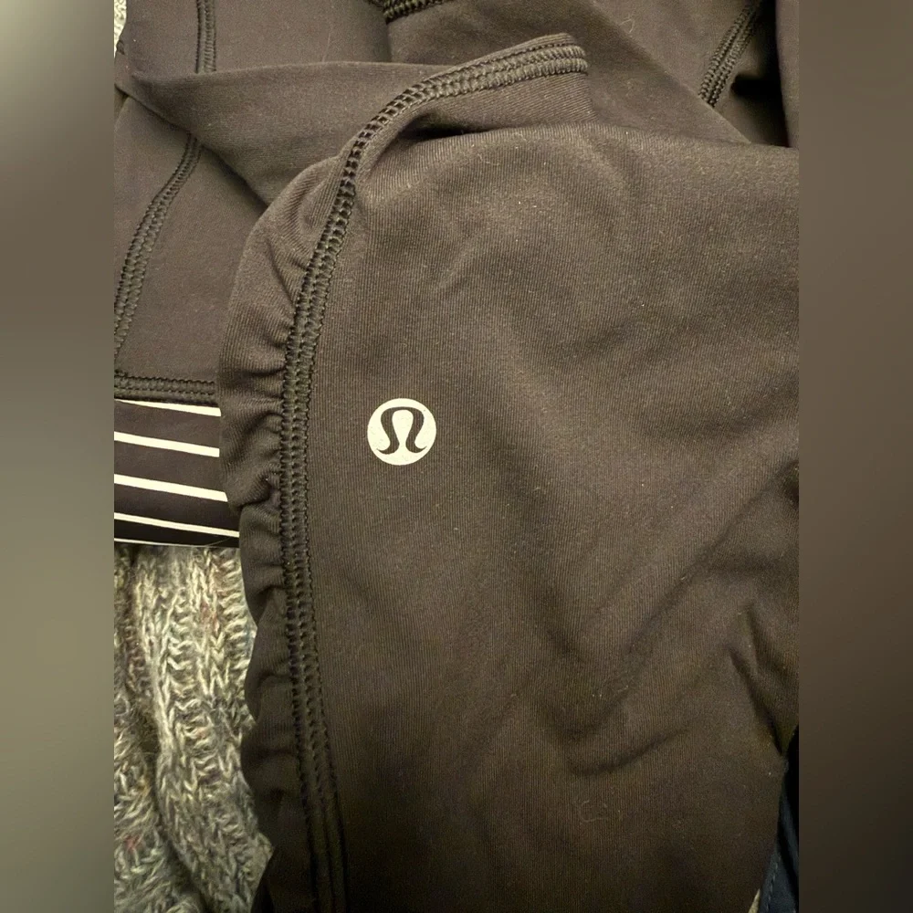 LULULEMON Speed Tight *Brushed Interlock Black Quilt Reflect Ruched Leg pants 8✨ - Picture 11 of 14